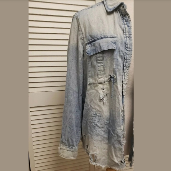 🌼SOLD! HUDSON Bijou Button Up Chambray Denim Shirt - Picture 5 of 8